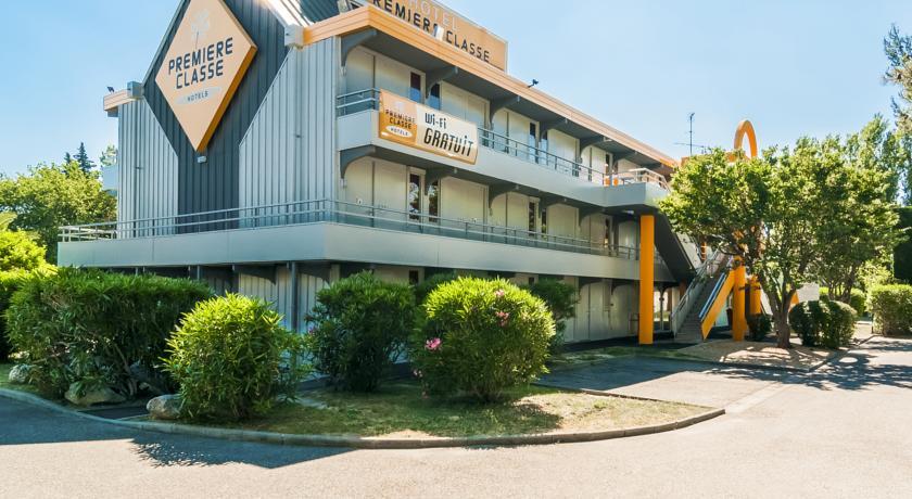 橙级首相酒店 奥朗日 外观 照片